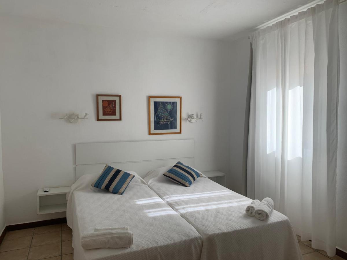 Apartamentos Vista Vedra La Savina Kültér fotó